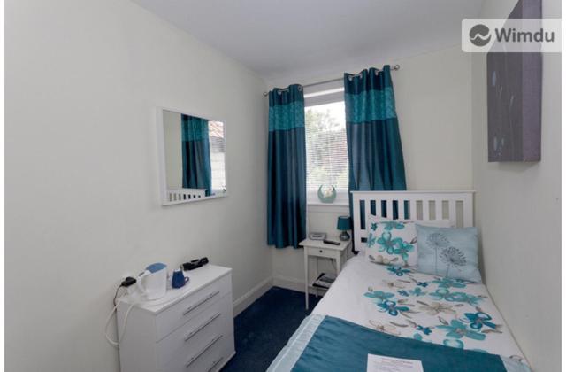 The Cameron B&B EDI Room photo
